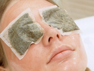 Kadınlarda Gözaltı Morluklarının Doğal Tedavisi