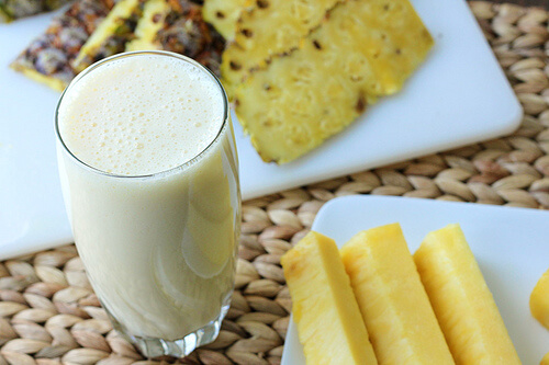 Karın Şişkinliğine İyi Gelen Sağlıklı Smoothie Tarifleri