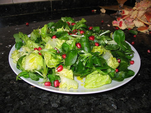 kilo vermek için narlı yeşil salata