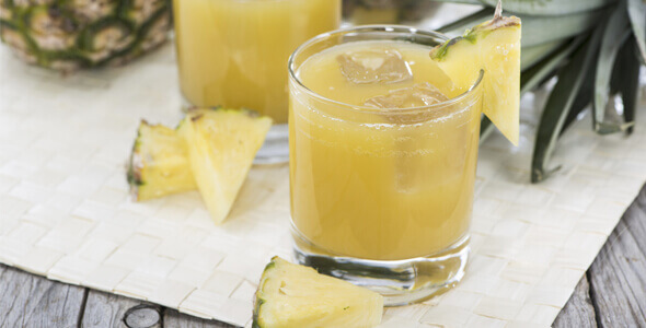 düz bir karın için ananas suyu