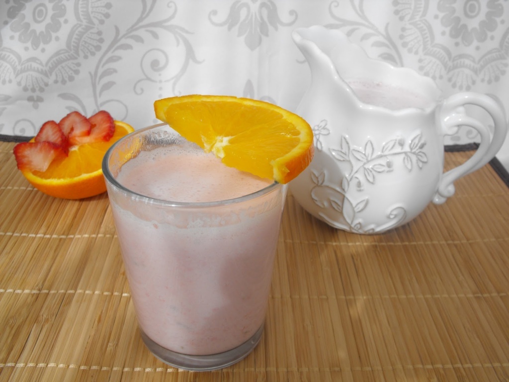 portakal çilek aloe veralı smoothie