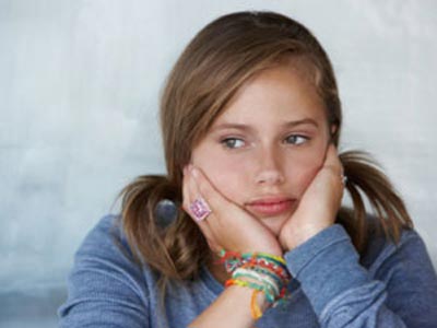 ergenlik çağında kız çocuğu