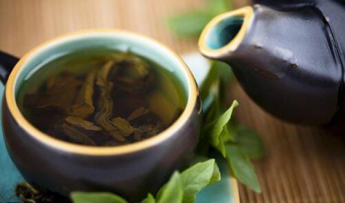 Yeşil Çay, Limon ve Stevia ile Vücudu Arındırmak