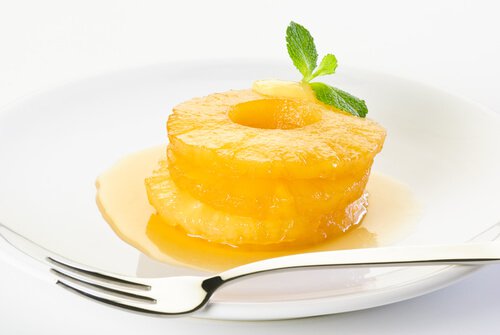 bacaklardaki ödem için ananas