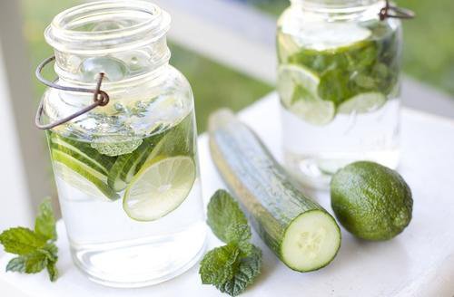 Tüm Vücuda Detoks için Çok Lezzetli bir İçecek