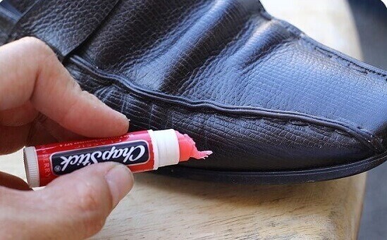 derideki çizikler dudak merhemi