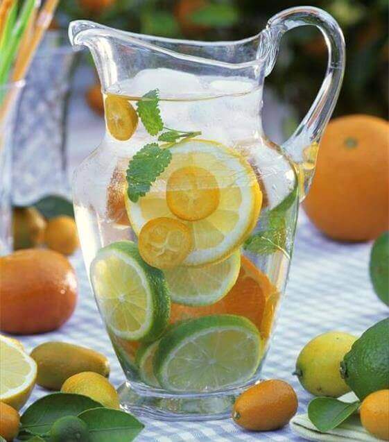 portakal ve limonlu su