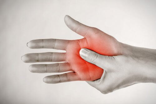 El ve Ayaklarımızda Neden Karıncalanma Hissederiz?