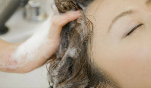 Saç Bakımı: Saçlarınızı Doğru mu Yıkıyorsunuz?