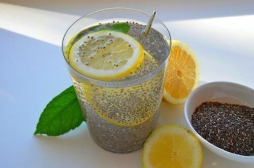chia tohumlu limonlu içecek