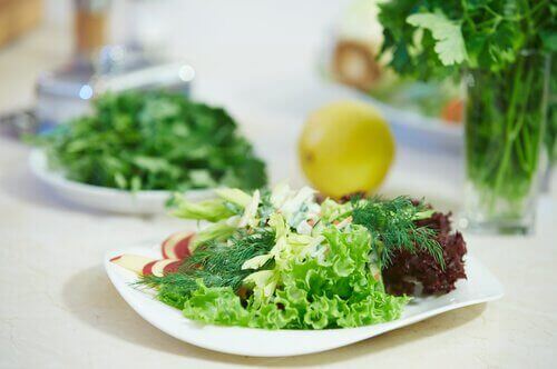 yeşillikler salata limon