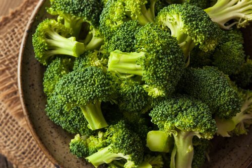 karaciğerinizi arındırmak için brokoli
