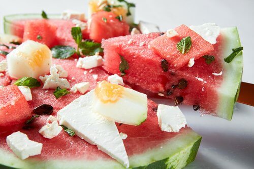 karpuz, kavun, peyir, nane salatası ile kilo vermek