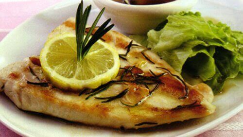 fırında pişmiş balık