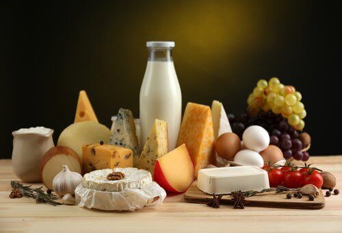 süt peynir yumurta tüketmek kemiklerinizi güçlendirmek için önemlidir