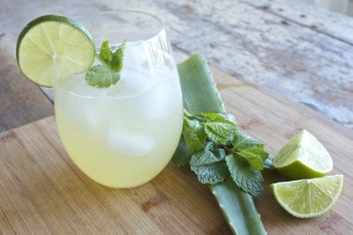 aloe vera ve limonlu içecek