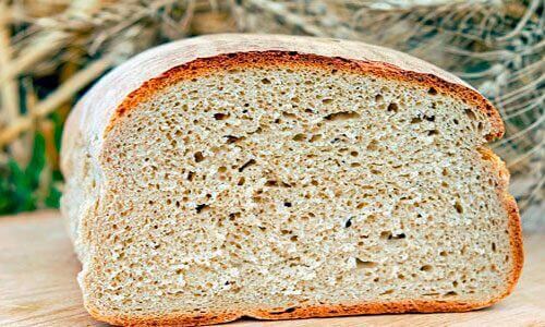 kesilmiş somun ekmek
