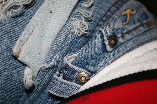 eskimiş kıyafetler