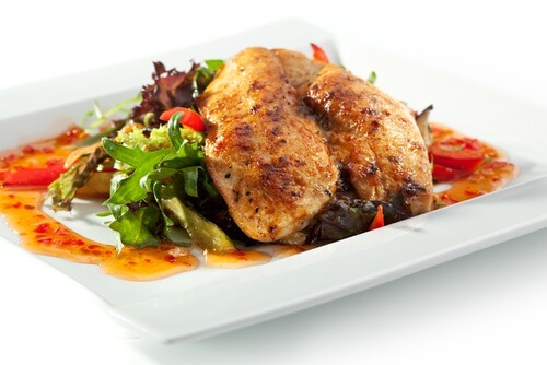 tabakta tavuk yemeği