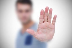 İlişkilerinizde Sınır Koymayı ve “Hayır” Demeyi Öğrenin