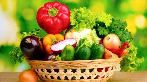 20’li, 30’lu ve 40’lı Yaşlarda Günlük Olarak Almanız Gereken Vitaminler