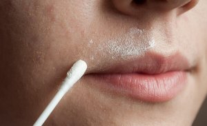 Yüzünüzdeki Tüylerden Doğal Yollarla Nasıl Kurtulursunuz