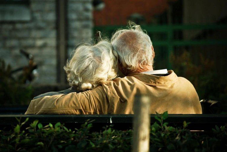 MIND Diyeti: Alzheimer Riskini Azaltmak İçin Beslenmek