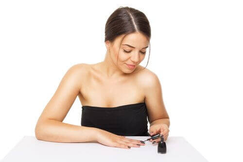 evde tırnak tasarımı