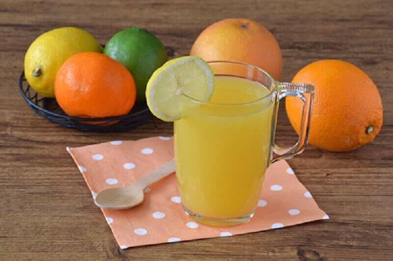 bardakta limon suyu