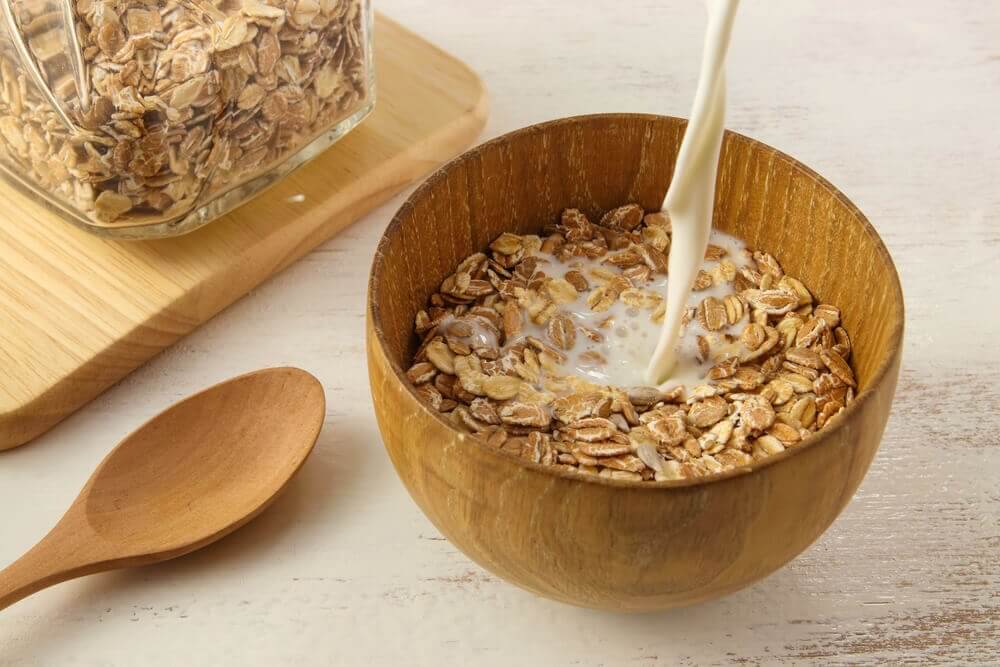 Sütlü yulaf ezmesi