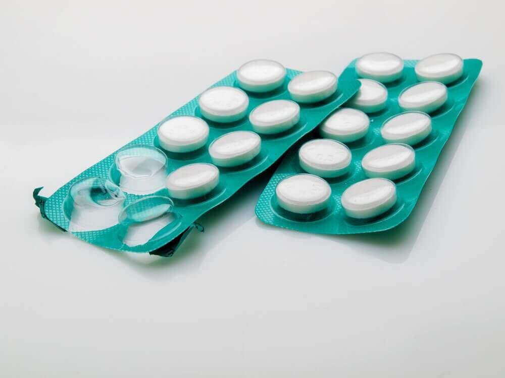 birazı kullanılmış iki film aspirin