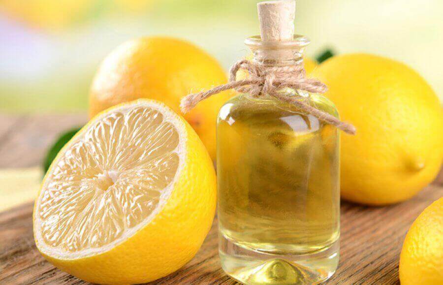 limonlar ve şişede yağ