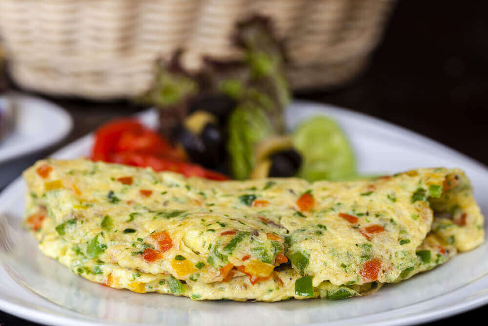 pazar akşamı için doyurucu akşam yemeği omlet