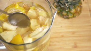 Bu Ananaslı ve Zencefilli Smoothie ile Kilo Verin