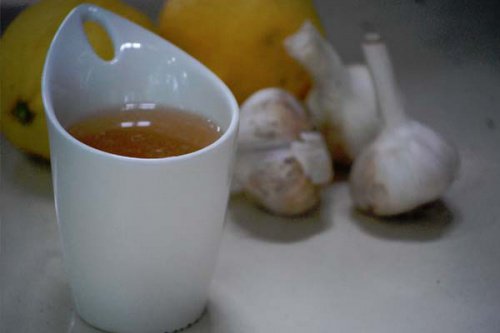 kas ağrısı için sarımsaklı çay