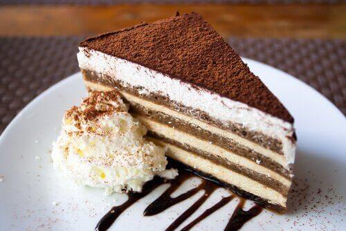 tiramisu dilimi