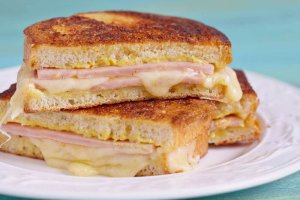 Lezzetli Monte Cristo Sandviç Nasıl Yapılır