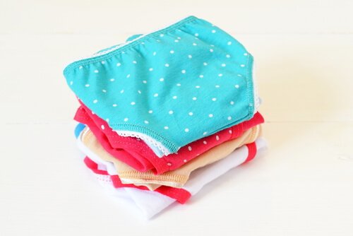 mavi kırmızı külot