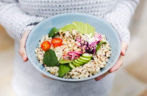 Kinoa Kullanarak Yapılan 3 Lezzetli Salata Tarifi