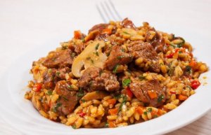 Tavuk ve Ballı Çin Pilavı