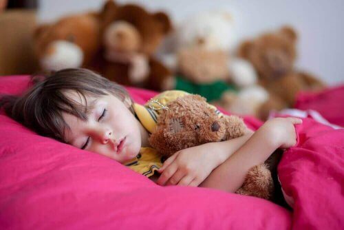 Geç Yatmak Çocuklar İçin Neden Kötüdür? İşte 4 Sebebi