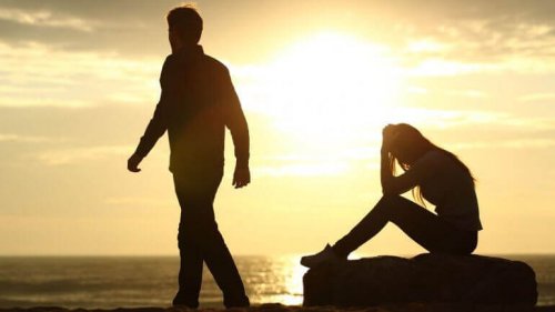 gün batımı ayrılan çift