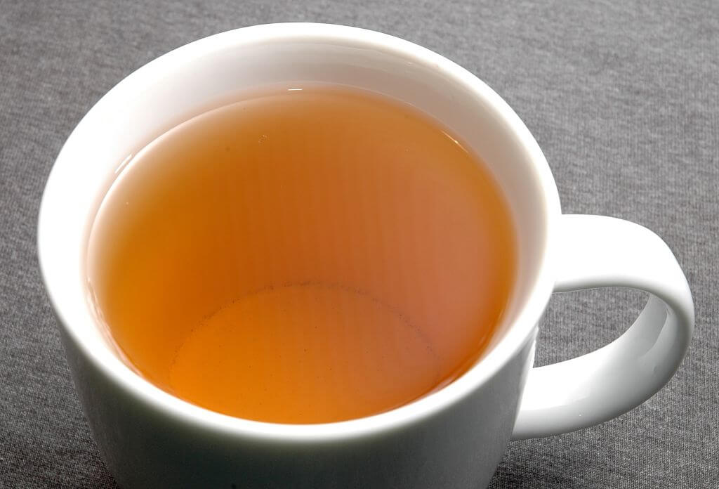bardakta turuncu çay