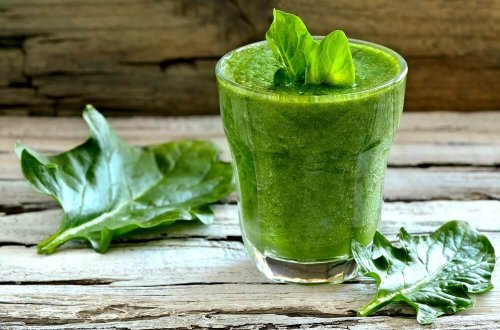 roka yeşil smoothie