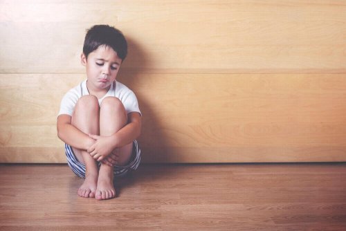 Çocuklarda Duygusal Yoksunluk Sorununun 6 Belirtisi