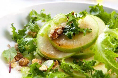 yeşil elma salatası