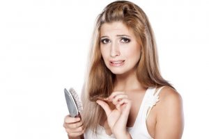 Bu 7 Besinle Saç Dökülmesi İle Mücadele Edin