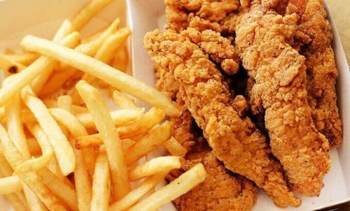 kızarmış patates tavuk