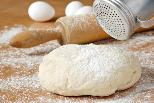 hamurla yemek yapmak