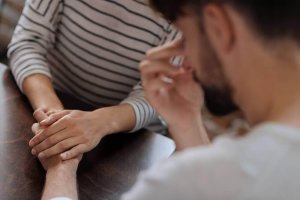 Duygusal Tükenmişlik İnsanları Umuda Aç Hale Getirir